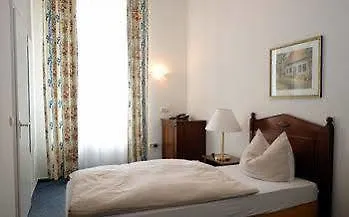 מלון Hotel Eifeler Hof Kyllburg 3*