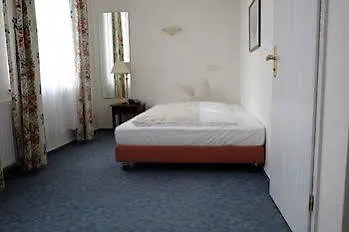 Hotel Eifeler Hof Kyllburg מלון Kyllburg